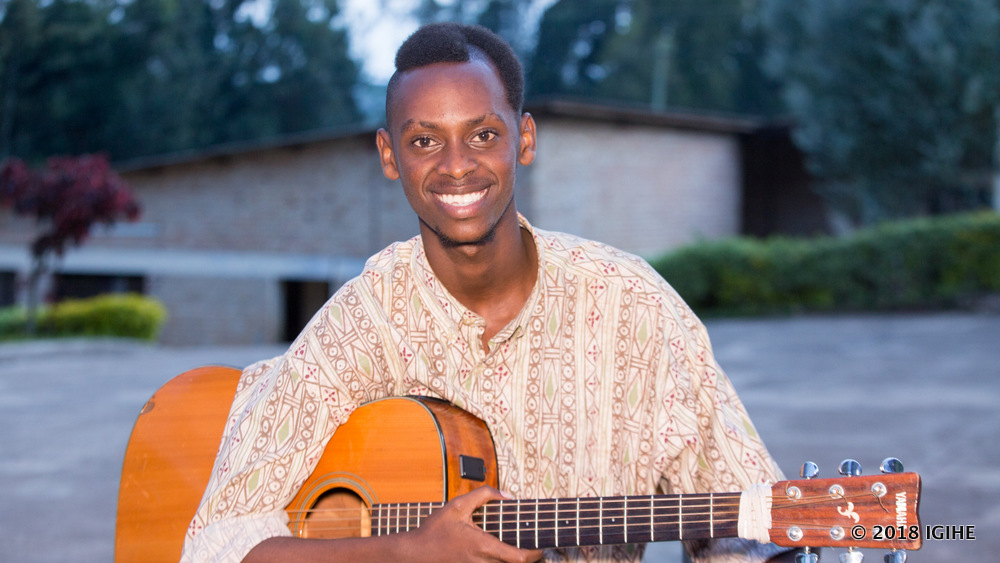 Billy uririmba muri Yemba Voice avuga ko amaze kunguka byinshi
