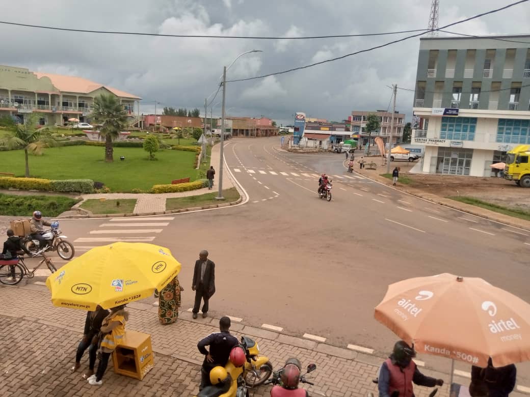 Uyu mujyi ukomeje gutera imbere hubakwamo inyubako ndende zijyanye n'igihe