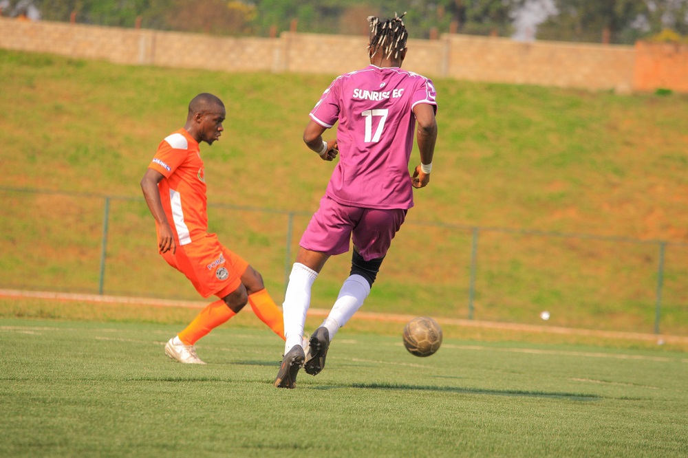 Bishira Latif wa AS Kigali yagoye cyane Samson Babuwa wabuze aho amenera