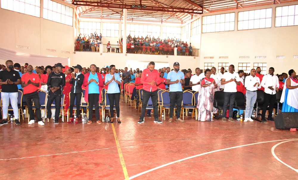 Biyemeje gukomeza gukora bubakiye ku musingi bashyiriweho n'ubuyobozi bwiza