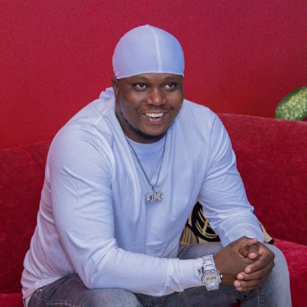 Bruce Melodie ashimira Mico wamujyanye muri Super Level