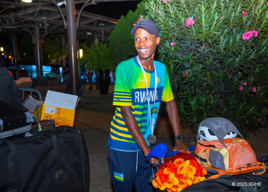 Muhoza Eric na we yari afite akanyamuneza