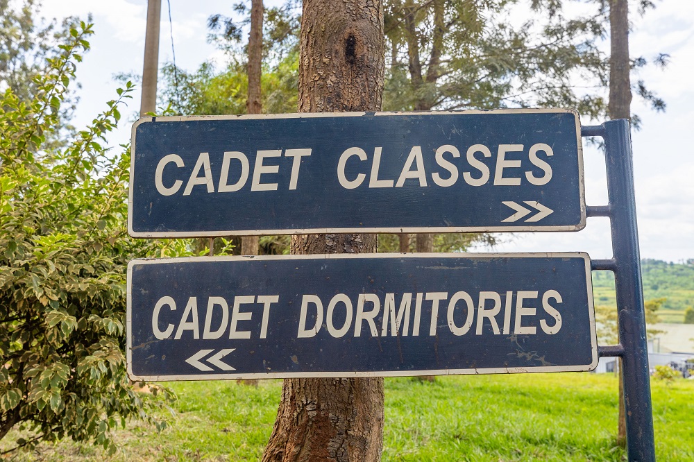 Aho abari ku ikosi ya cadet aho bigira n'aho bacumbikirwa hatandukanye n'ah'abari ku ikosi ry'abapolisi bato