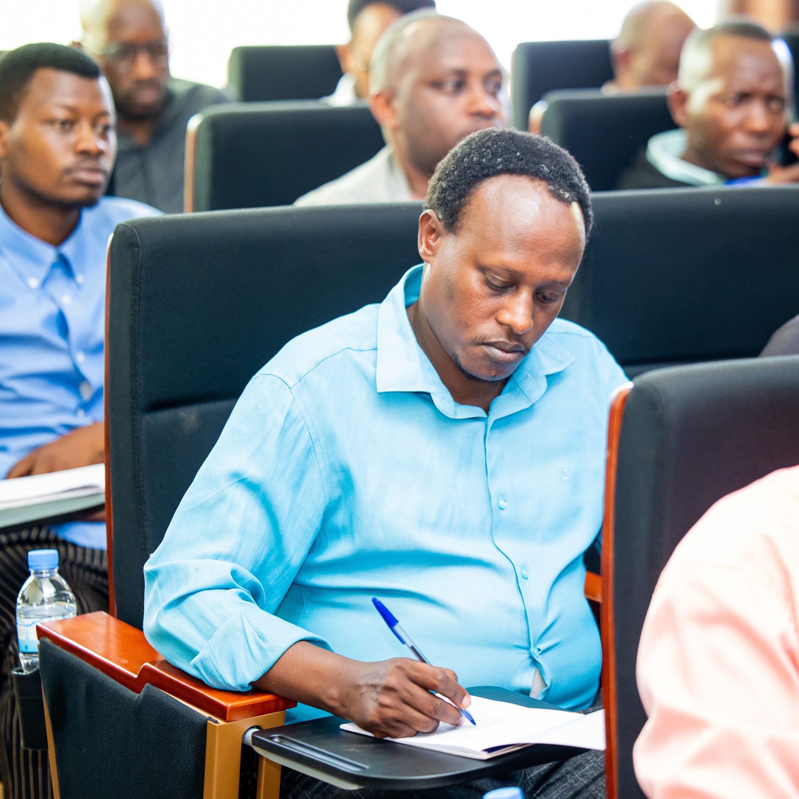 Abayobozi b'i Kayonza basobanuriwe uburyo bafasha abaturage kubungabunga ibimenyetso