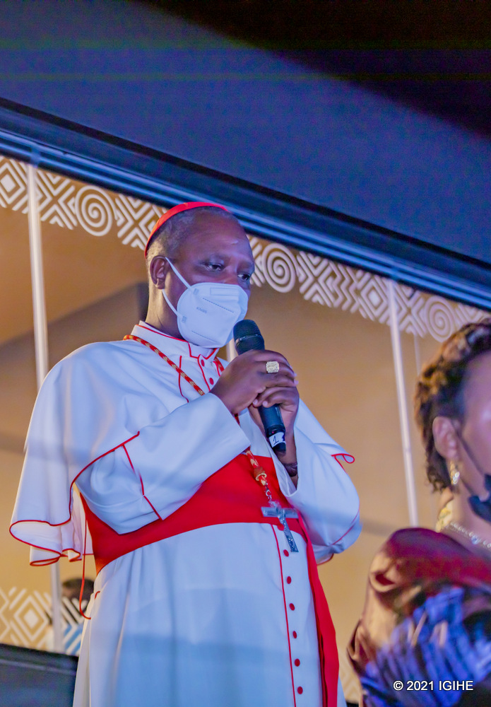 Cardinal Kambanda ni we wateye Isengesho ritangira igitaramo cya Chorale de Kigali