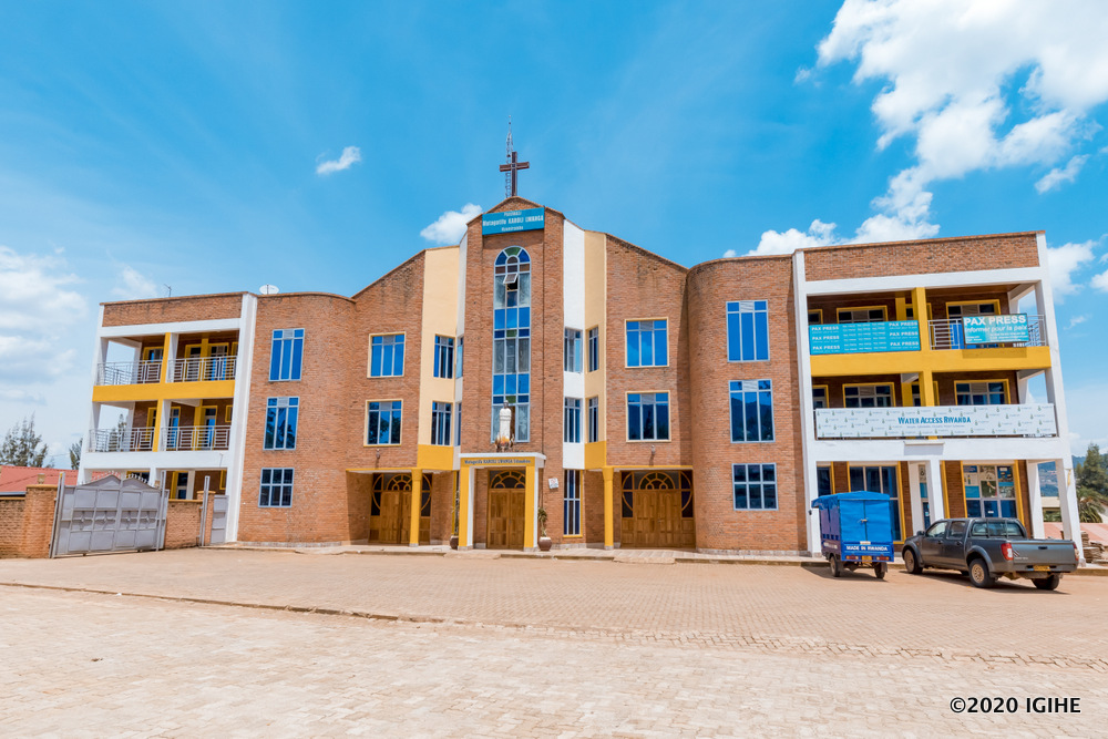 Hashize igihe insengero zarafunze mu rwego rwo gushyira mu bikorwa ingamba zo kurwanya Coronavirus