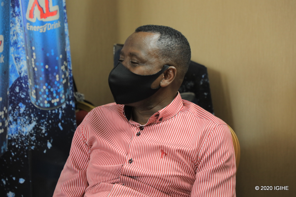 Umubyeyi wa Davis D ntavuga rumwe n'abashinja umwana we kuririmba ibishegu