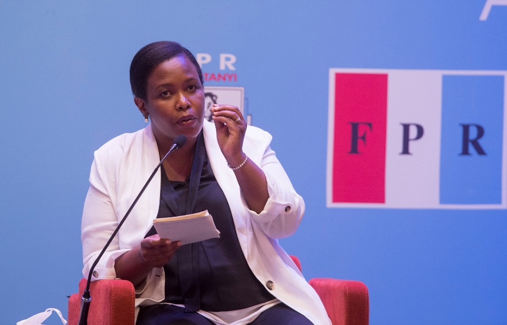 Clare Akamanzi yagaragaje ko u Rwanda rushaka kuba igicumbi cy’ubuvuzi bwinjiriza igihugu amafaranga