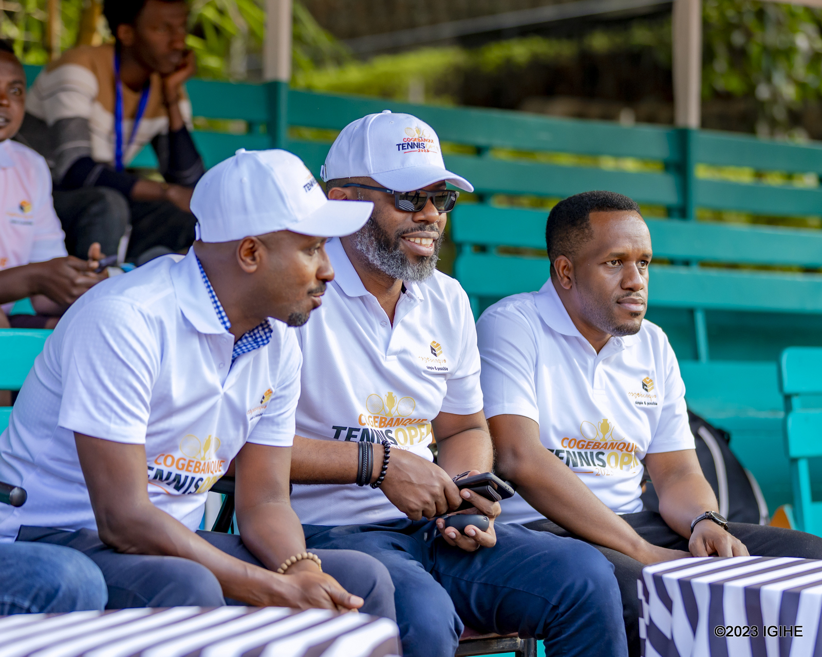 Abayobozi bakuru muri Cogebanque bitabiriye itangizwa ry'iri rushanwa ribera kuri Cercle Sportif de Kigali