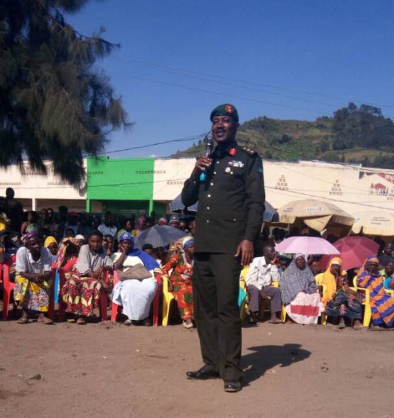 Umuyobozi wa brigade ya 201 ikorera mu turere twa Rubavu na Nyabihu, Colonel Muhizi Pascal