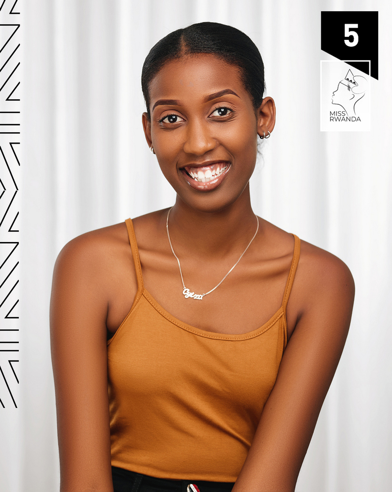 Cyiza Raissa afite nimero eshanu