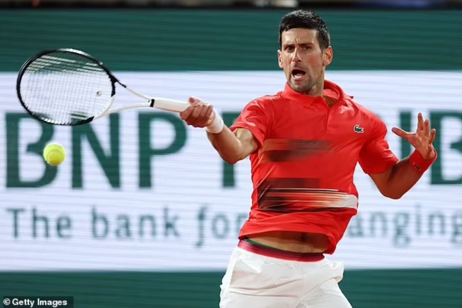 Novak Djokovic yarwanye ku izina na nimero ye birangira asanze bamwiteguye bihagije
