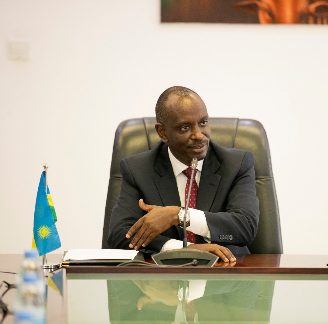 Minisitiri w’Ububanyi n’Amahanga, Dr Sezibera Richard, niwe watangaje ifatwa rya Nsabimana Callixte uzwi nka Sankara