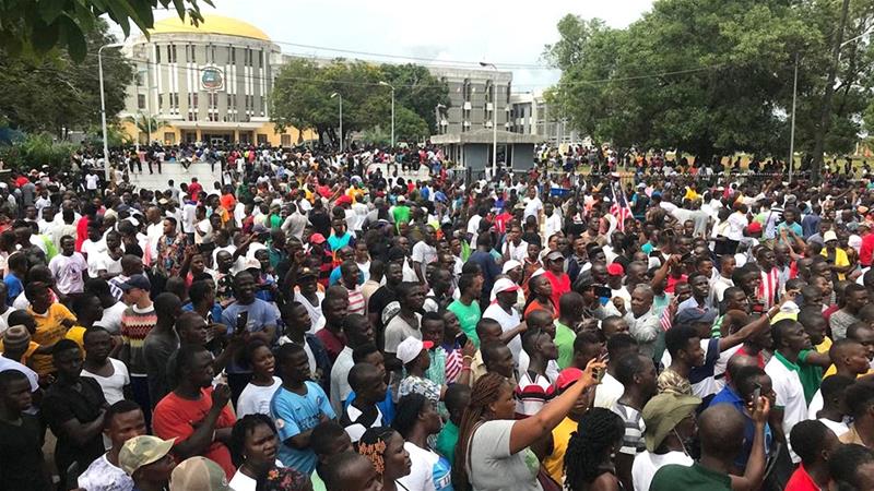 Abaturage bagiye mu mihanda ya Monrovia bamagana Perezida Weah