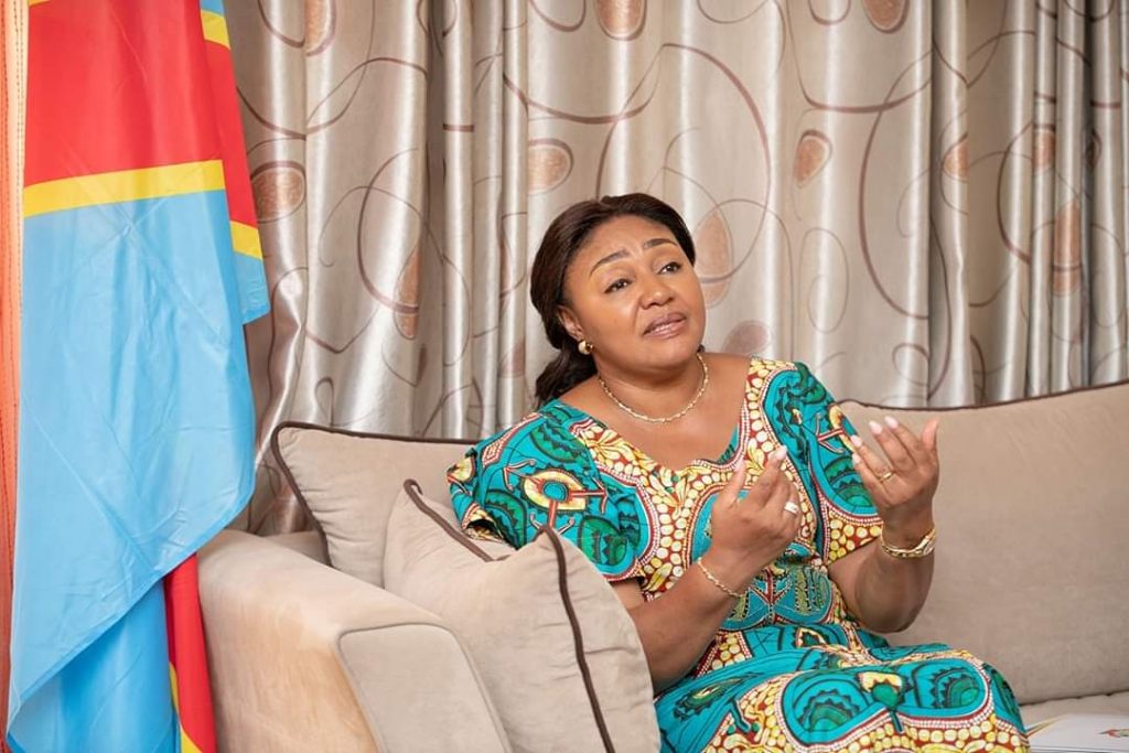 Denise Tshisekedi yavuze ko yatunguwe n'isakwa ry'ingo z'abo mu muryango we