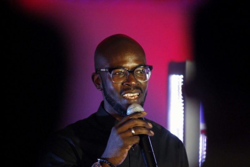 Black Coffee wo muri Afurika y'Epfo aherutse guhabwa igihembo cya BET mu cyiciro cy'Abanyafurika