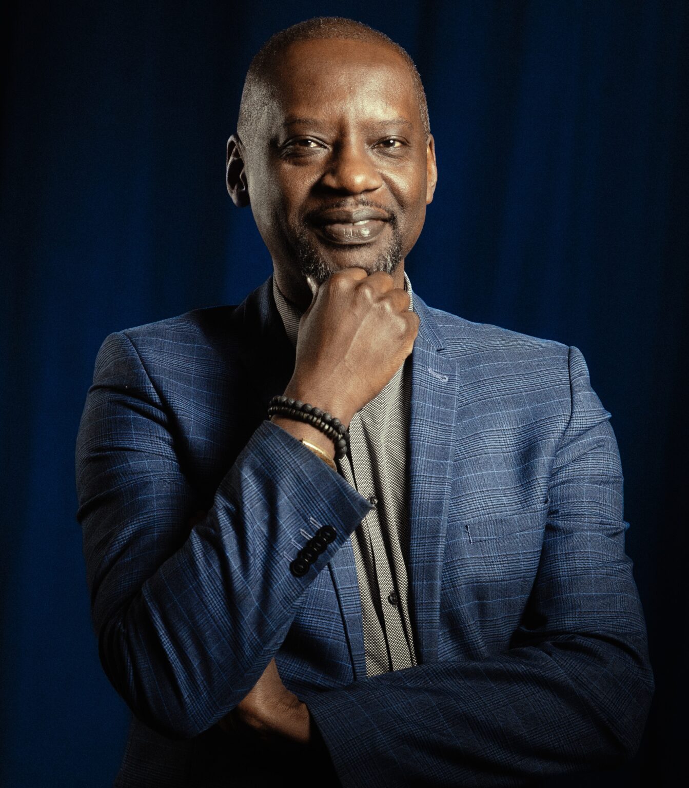 Dorcy Rugamba yanditse igitabo yise 'Les Enfants gâtés de Butare' kigaruka ku mibereho y'abana b'i Butare