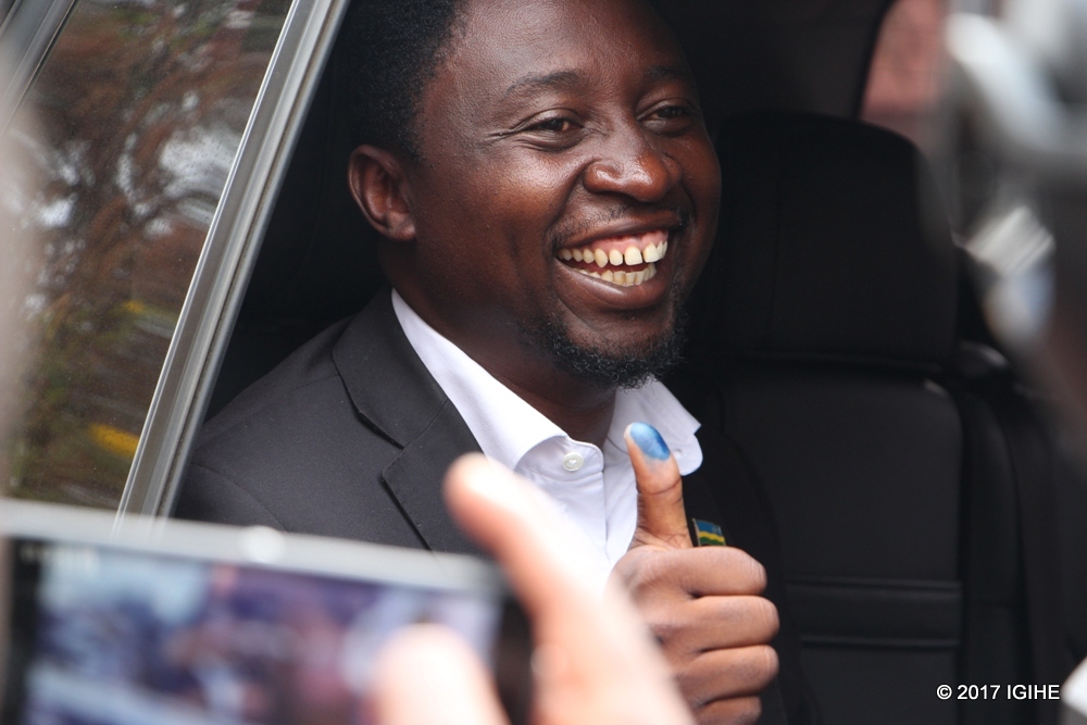 Dr Frank Habineza nyuma yo gutora yari afite akanyamuneza