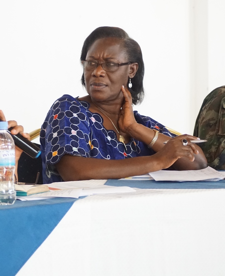 Umunyamabanga wa Leta muri Minisiteri y’Ubutegetsi bw’Igihugu ushinzwe imibereho myiza y’abaturage, Dr Alvera Mukabaramba, yaburiye abayobozi b’inzego z’ibanze bakoresha ingufu mu kwaka abaturage umusanzu w’ubwisungane mu kwivuza
