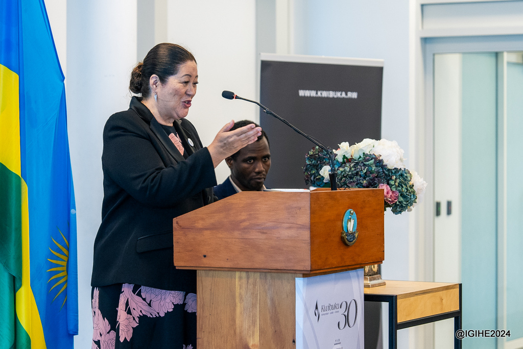 Guverineri Jenerali wa Nouvelle Zélande, Dame Cindy Kiro, yanenze umuryango mpuzamahanga ku buryo witwaye ubwo habaga Jenoside Yakorewe Abatutsi