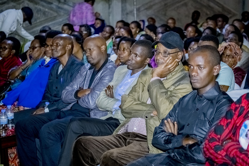 Umuhango wo gusezera ku murambo wa Muhikira witabiriwe n'abantu batandukanye