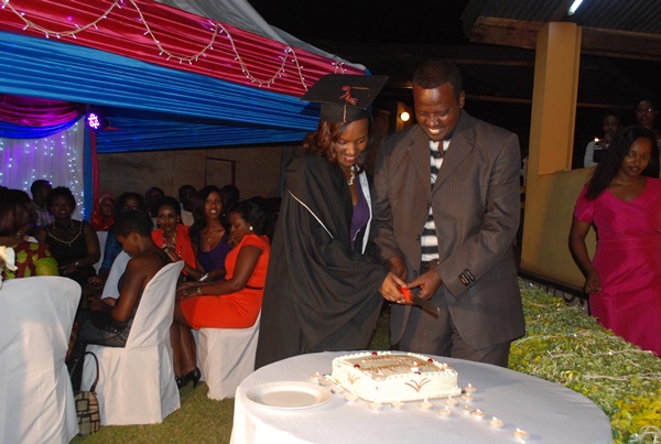 Queen Cha na se mu birori byo kwishimira impamyabumenyi yabonye