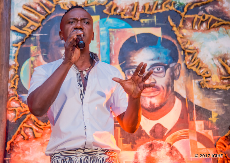 Mani Martin yakoze iyi album ashingiye ku ibaruwa Patrice Lumumba yandikiye umugore we amubwira ko Afurika izagera igihe ikiyandikira amateka yayo uko ari