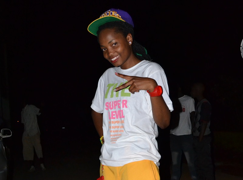 Uyu muhanzi wahoze muri Super Level ubu akurikiranyweho ubwambuzi no gutanga sheki itazigamiye