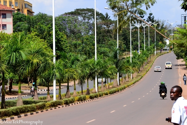Uretse n'amashashi, kuba wabasha kubona undi mwanda uwo ariwo wose mu mihanda y'i Rwanda ubu ntibyoroshye