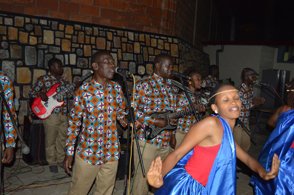 Orchestre Impala itegerejwe na benshi mu batuye muri Mozambique na Zambia