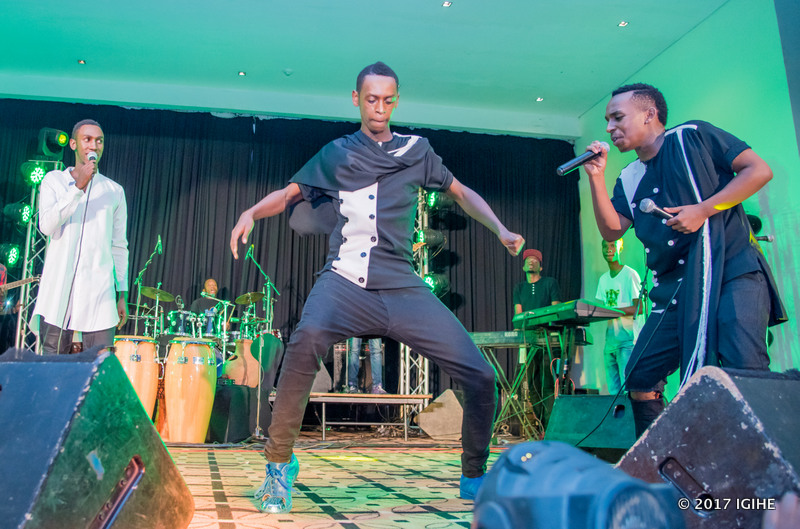 Ubwo Yemba Voice yaririmbaga wumvaga abaryohewe cyane bavuga ko 'igomba gusimbura Urban Boyz'