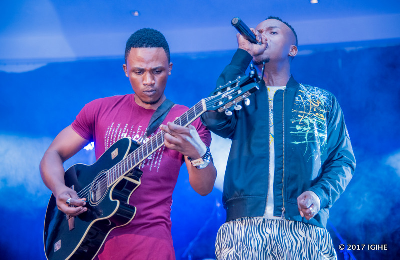 Clement umucuranzi ukomeye wacuranze muri nyinshi mu ndirimbo za Mani Martin