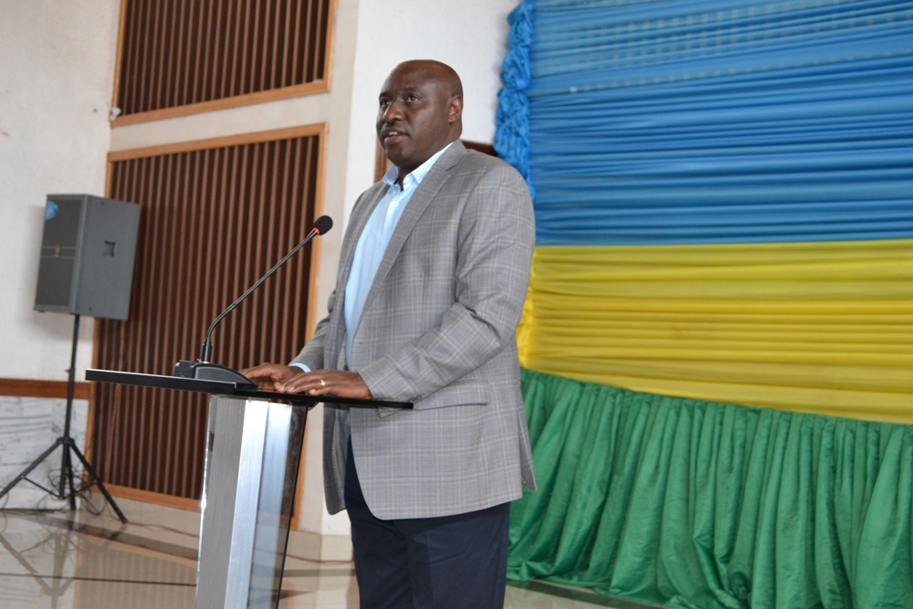 Guverineri w’Intara y’Amajyepfo, CG Gasana Emmanuel, yatangaje ko iyi nama yateguwe hagamijwe kwisuzuma