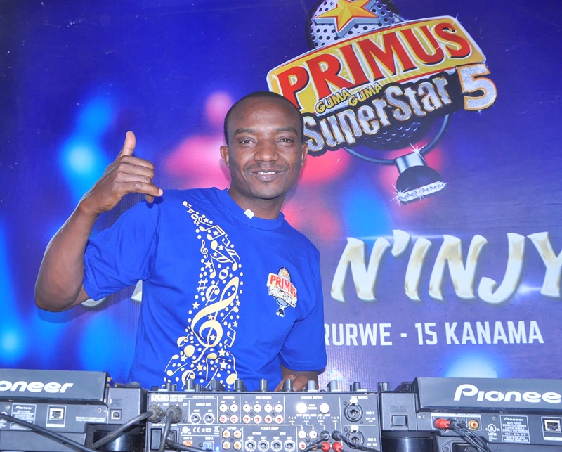 DJ Bissosso ni we uri gusunika imiziki