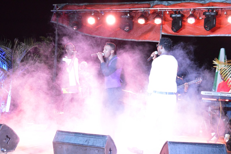 Sentore, Bruce Melody na Christopher baririmbye indirimbo nke bagaragaza ko bari baritoje bihagije