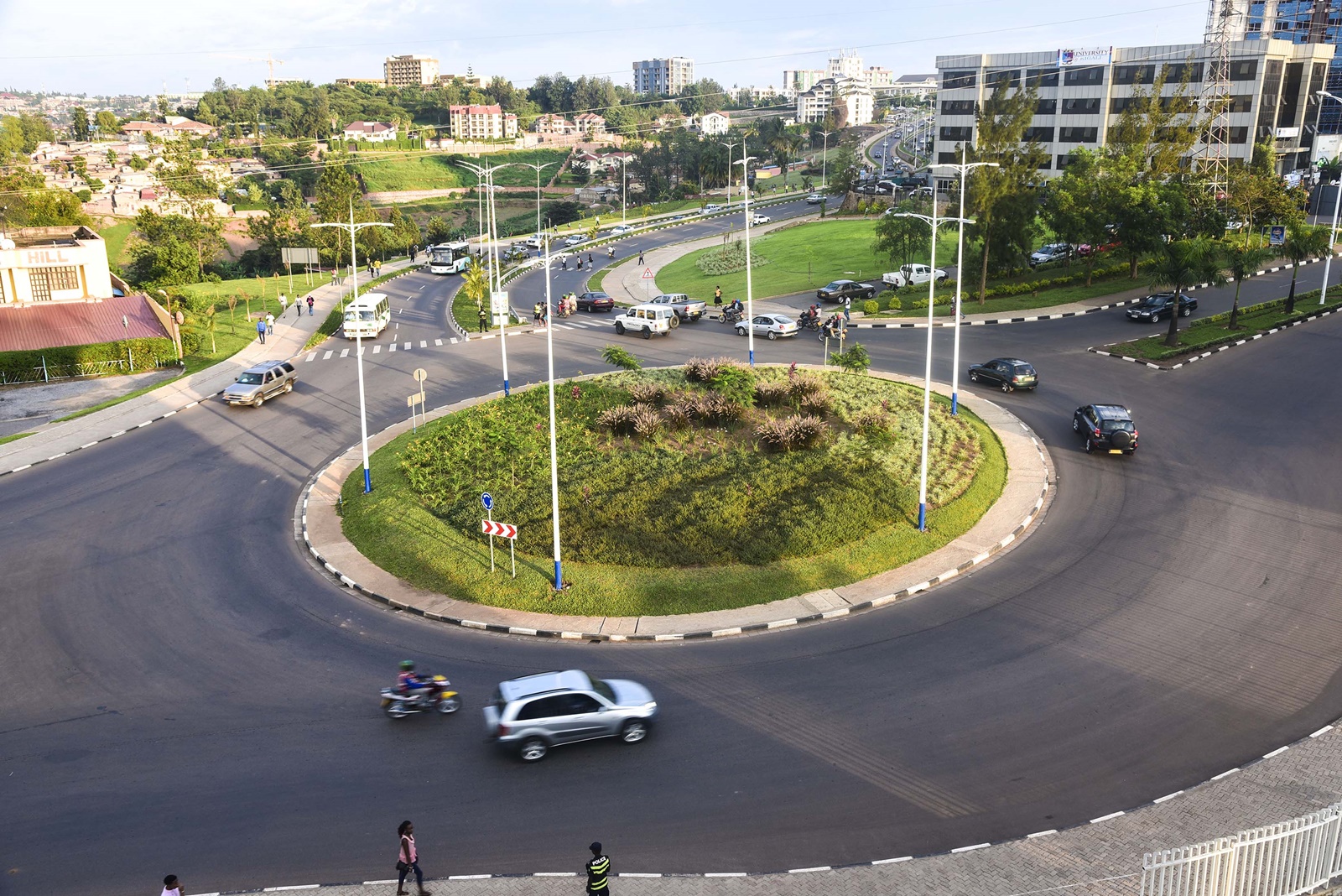 RDF yagize uruhare mu kubaka ibikorwa remezo byatumye Umujyi wa Kigali ushashagirana