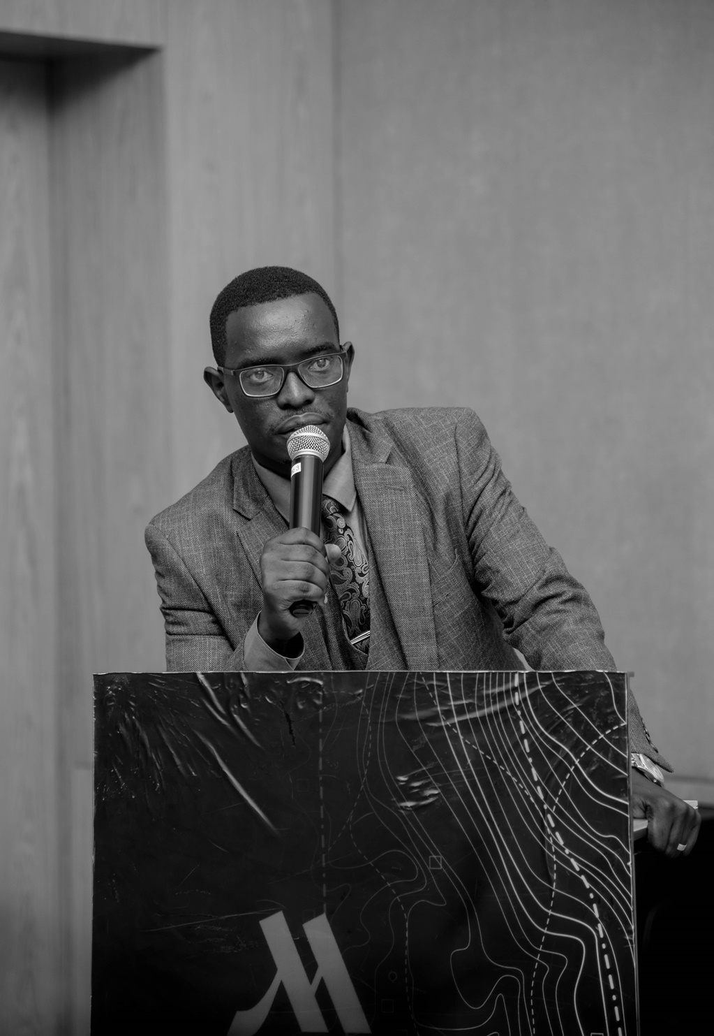 MC Philos afite inzozi zo gushinga ishuri ryigisha abato gukura bakunda umuco ndetse yatangiye gutanga amwe mu masomo yifashishije ikoranabuhanga