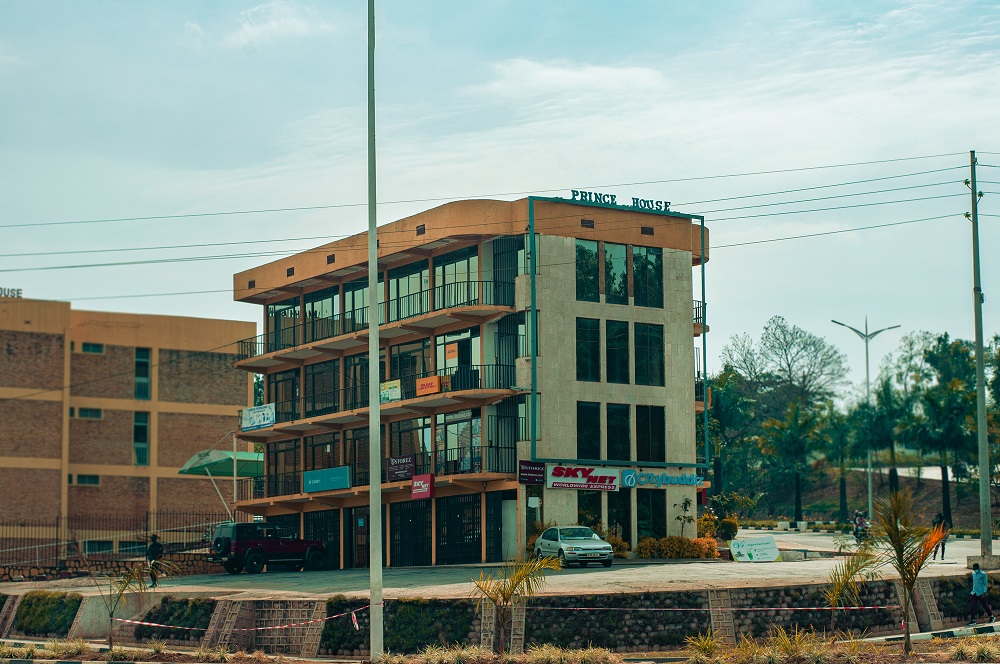 Sosiyete ya Kstorez iherereye mu nyubako ya Prince House i Remera mu mujyi wa Kigali