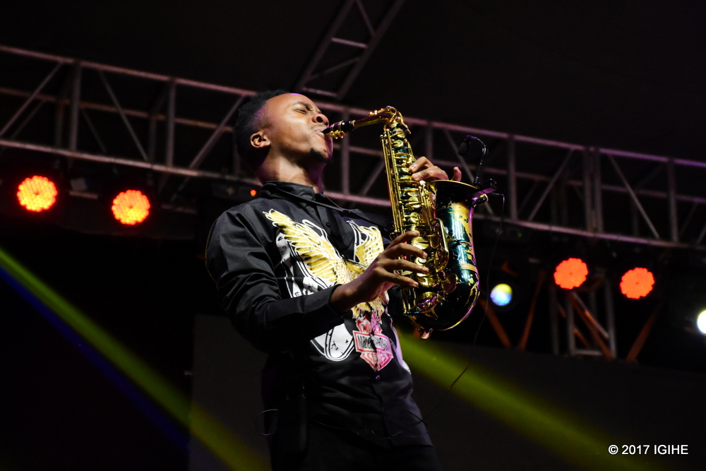 Indirimbo zimwe Diamond yacishagamo akaziririmba Live