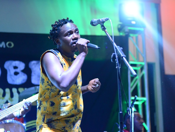 Mani Martin yibanda ku ndirimbo zivuga ku mateka y'u Rwanda