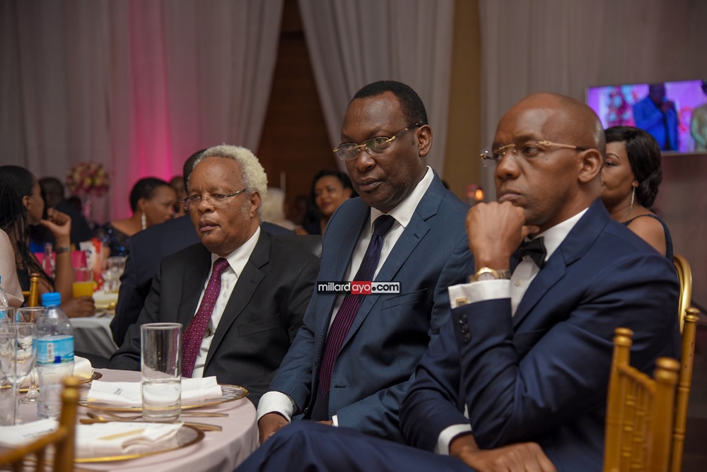 Lowasa n'abandi banyepolitike batashye ubukwe bwa Professor Jay