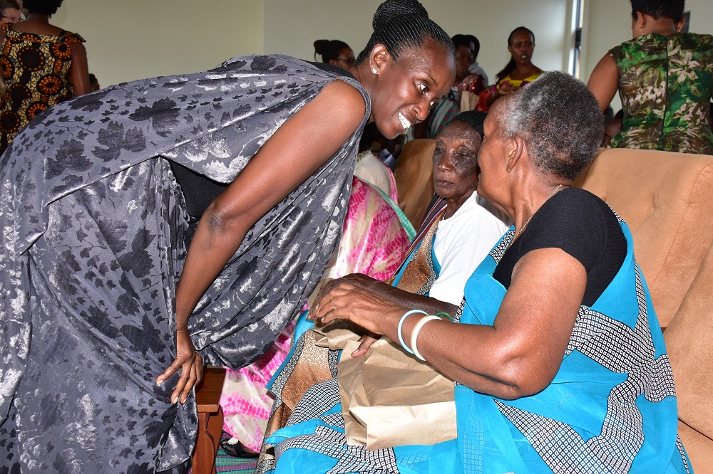 Basabanye, banagira umwanya wo kuganira byimbitse