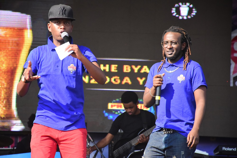 MC Kate Gustave na Buryohe nibo bayoboye igitaramo