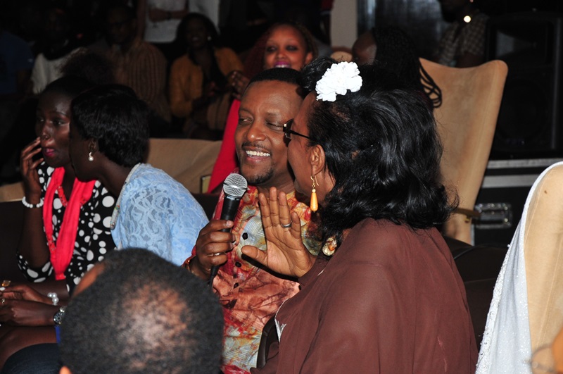 Masamba na Kayirebwa hano bafatanyaga mu majwi