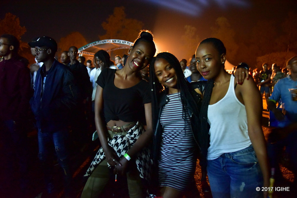 Abakobwa b'i Kigali bari baje kureba Patoranking, bamwe ntibanyuzwe