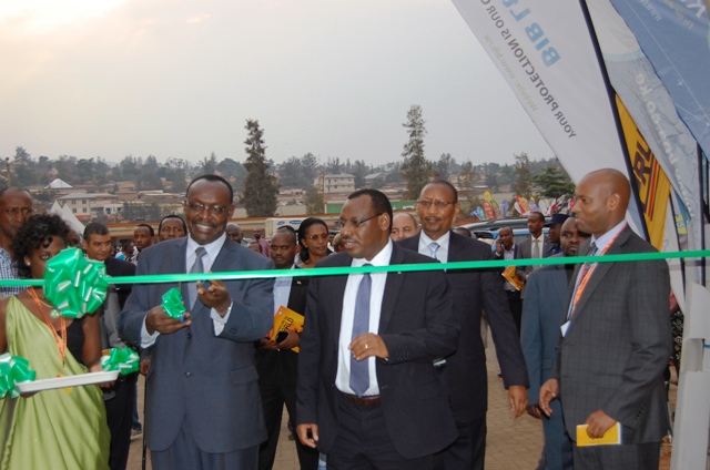 Expo 2014 yafunguwe ku mugaragaro kuri uyu wa Kane, abanyrwanda bakaba basabwa kuyitabira nk'uko basanzwe babikora ndetse bakiyongera