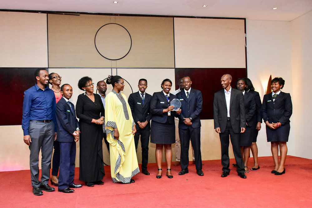 Urwego rushinzwe abinjira n'abasohoka mu Rwanda rwihariye ibihembo bitatu muri 12 byatanzwe