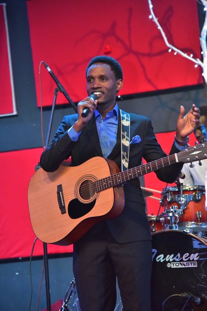 Dominc Nic, umuhanzi uzwi mu ndirimbo zihimbaza Imana