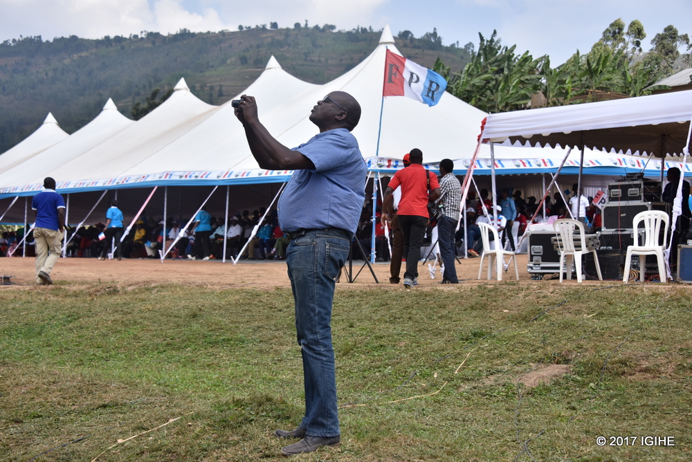Abanyamakuru nabo bari hafi batara amakuru yose y'ibibera i Rulindo