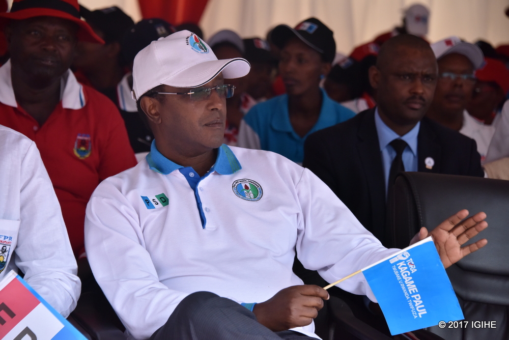 Dr Vincent Biruta uyobora Ishyaka Riharanira Demokarasi n'Imibereho Myiza y'Abaturage (PSD) ryatanze Paul Kagame ho umukandida mu matora